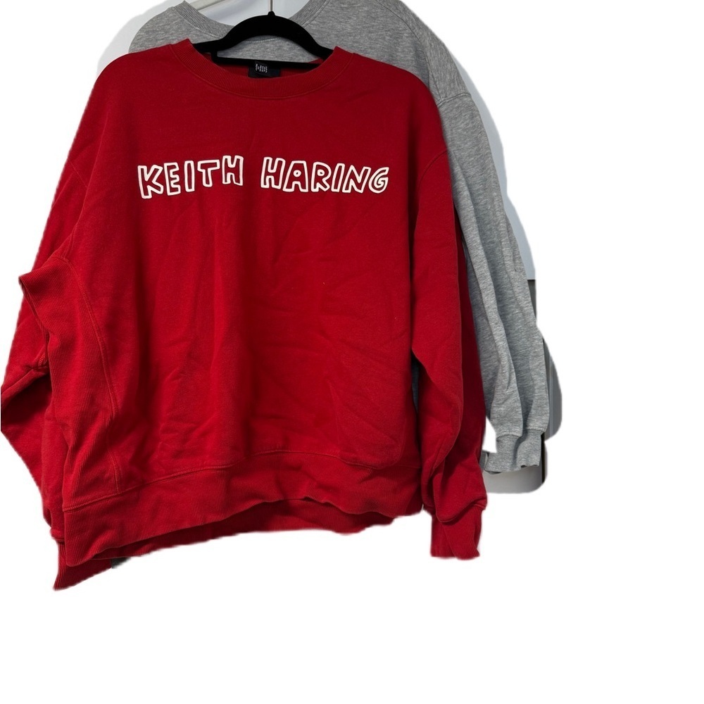 Women’s Bundle XL Red Crewneck Keith Haring & Gray Sweatshirt
